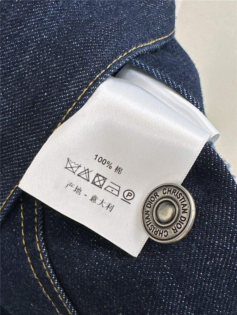 D10r vest replica designer clothing websites