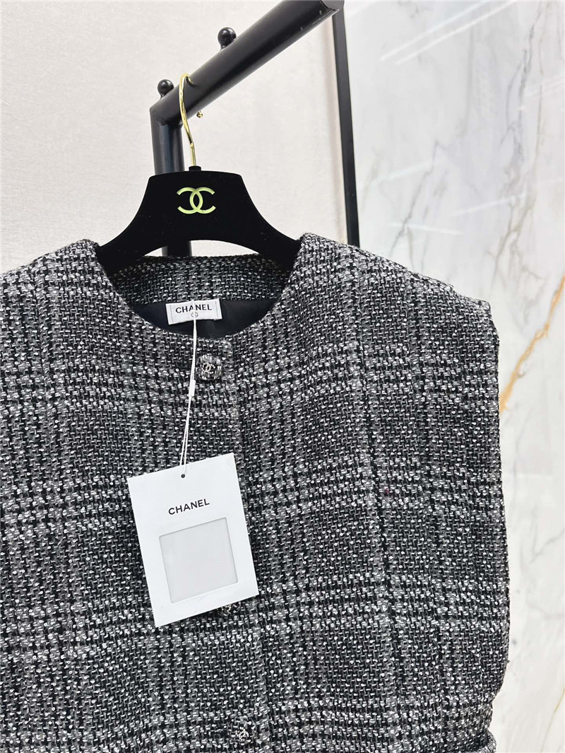 Ch**el checkered vest cheap replica designer clothes