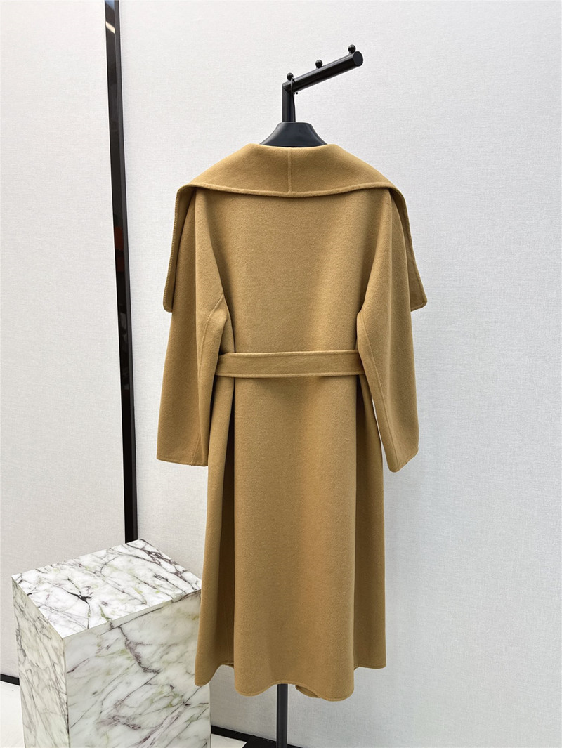 L0r0 P1ana lapel robe design wool coat replica clothes