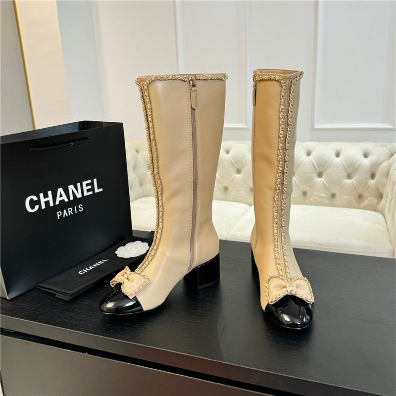 Ch**el beige calfskin bow patent leather keen high boots