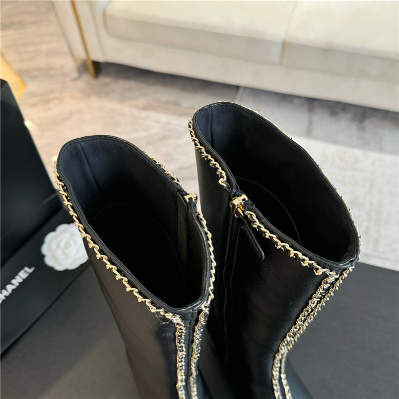 Ch**el black calfskin bow patent leather keen high boots