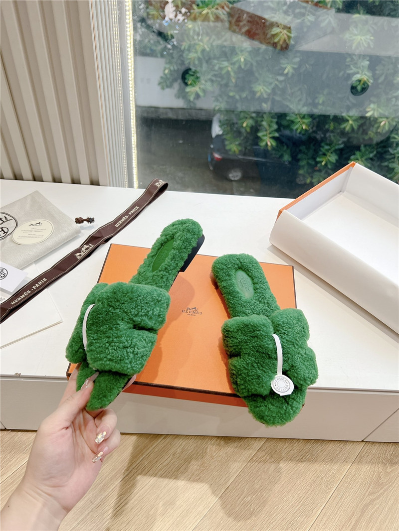 H**me5 shearling h cut-out izmir sandals green