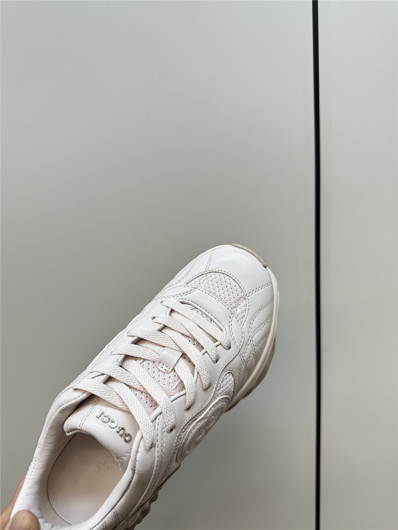 Gvc*1 beige chunky sneakers