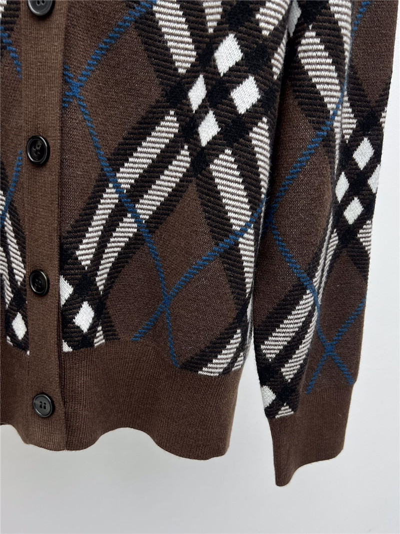Bv*b*rry checked wool cardigan replica d&g clothing