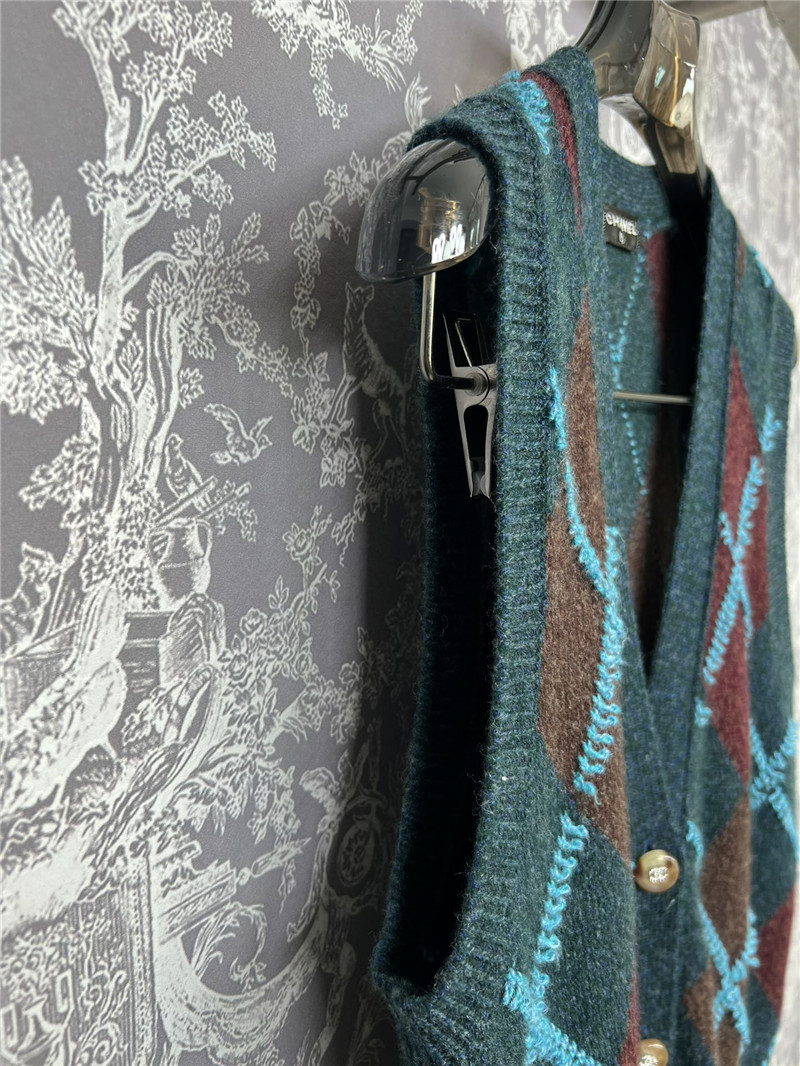 Ch**el cashmere knitted plaid vest replica clothes