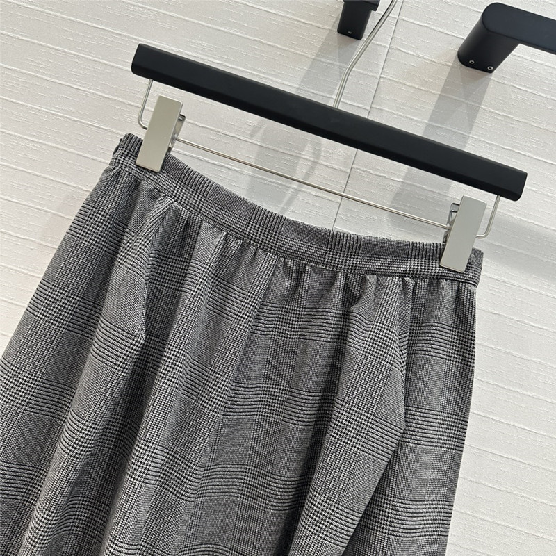 Pra*a three-dimensional puffy pleated skirt replica clothes