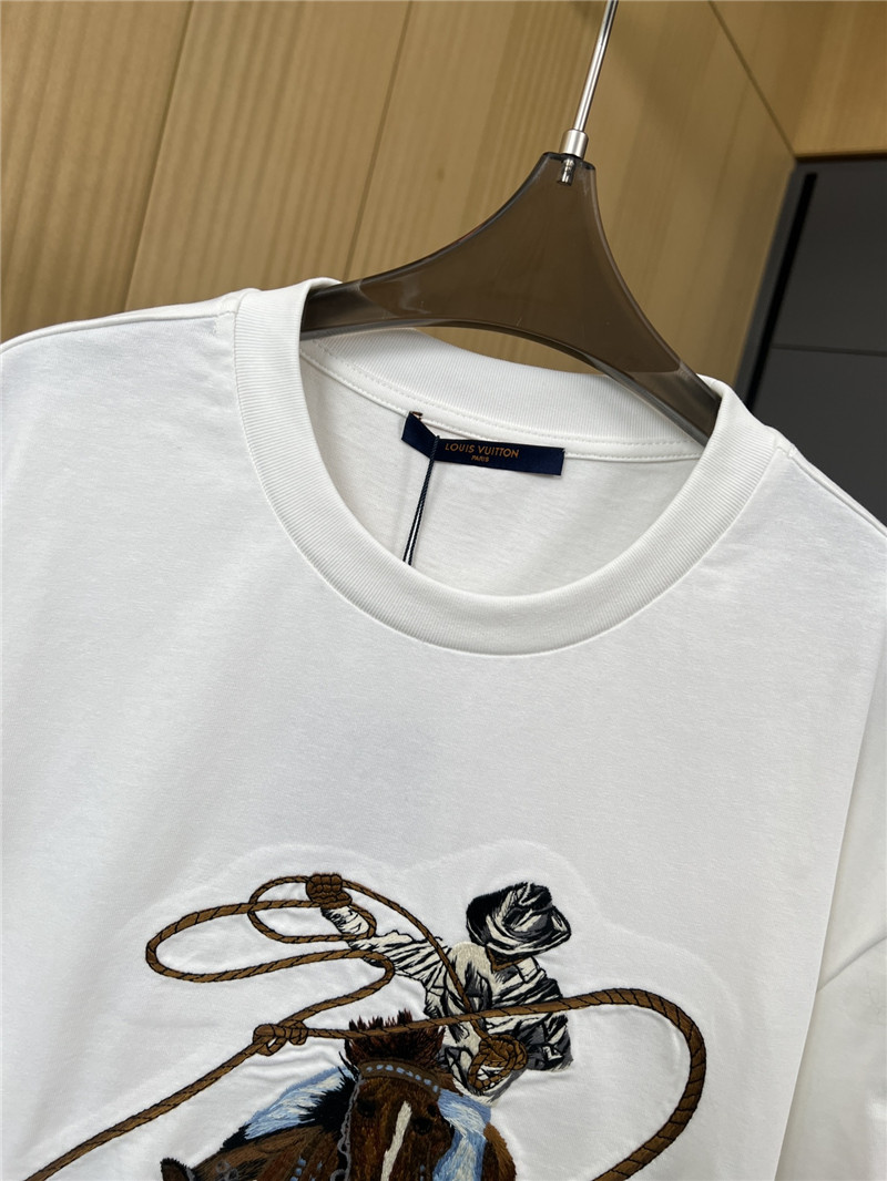 l0vis Vvtt0n lv embroidered short-sleeved t-shirt replica clothes