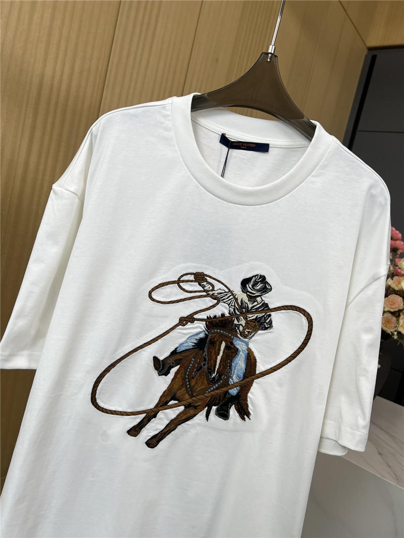 l0vis Vvtt0n lv embroidered short-sleeved t-shirt replica clothes