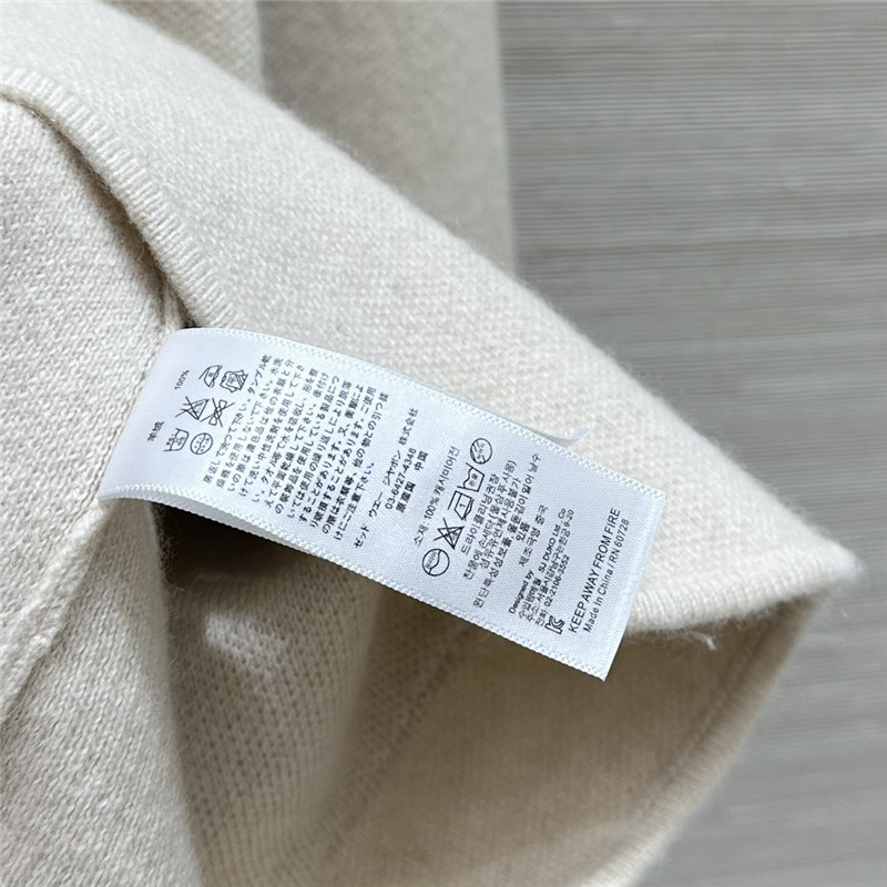 L0r0 P1ana cashmere suit replica d&g clothing