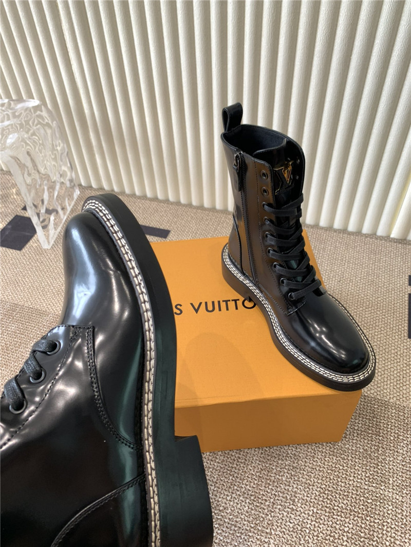 l0vis Vvtt0n patent leather metropolis ranger boots