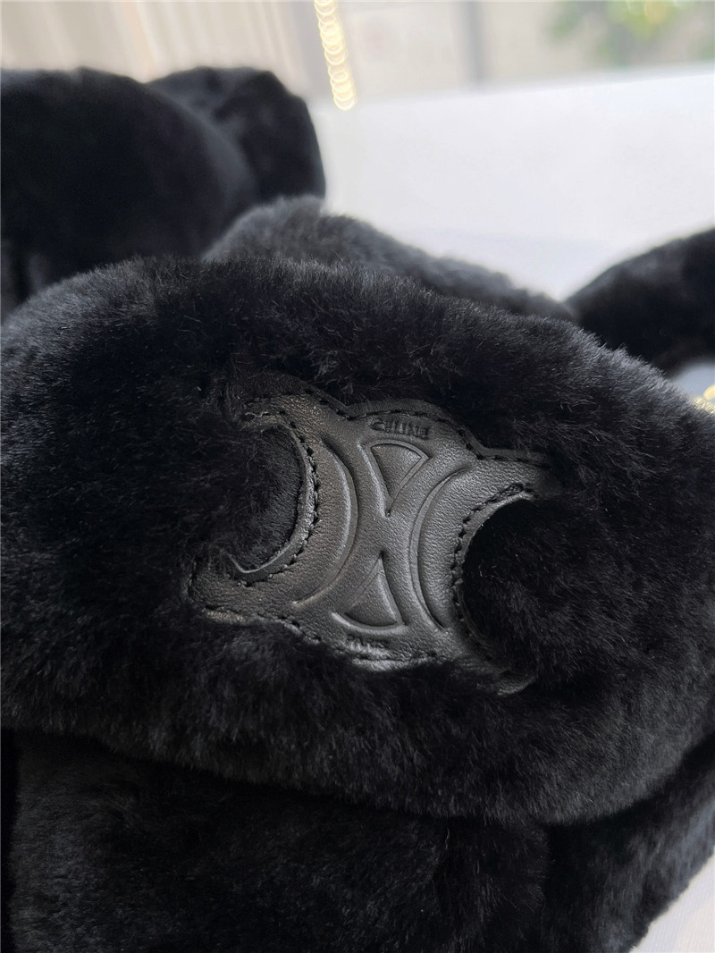 Ce1i*e cross fur slides triomphe in black shearling