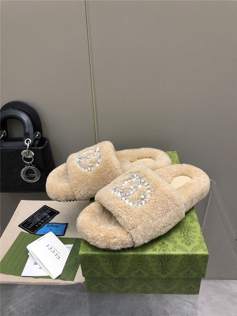 Gvc*1 rhinestone gg shearling slides beige