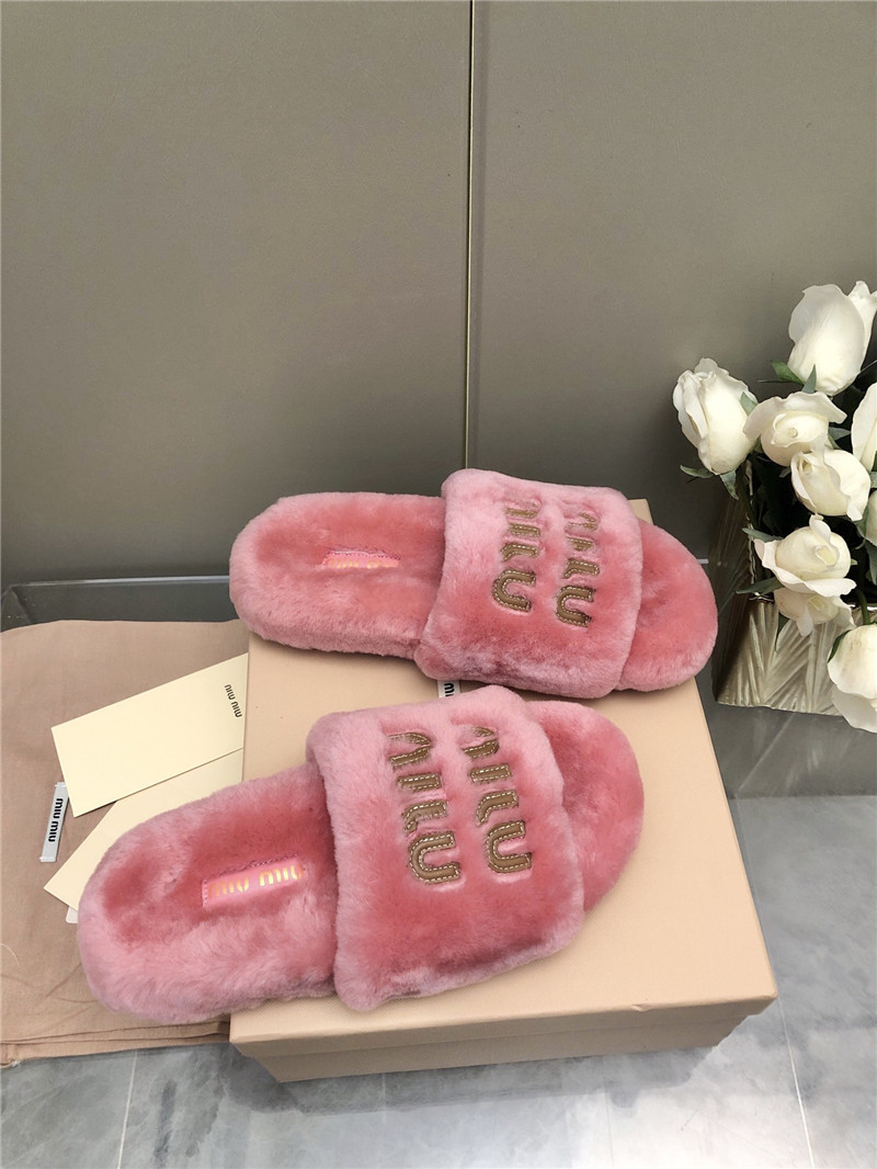 Miu Miu Lettering Logo Shearling Slides Pink