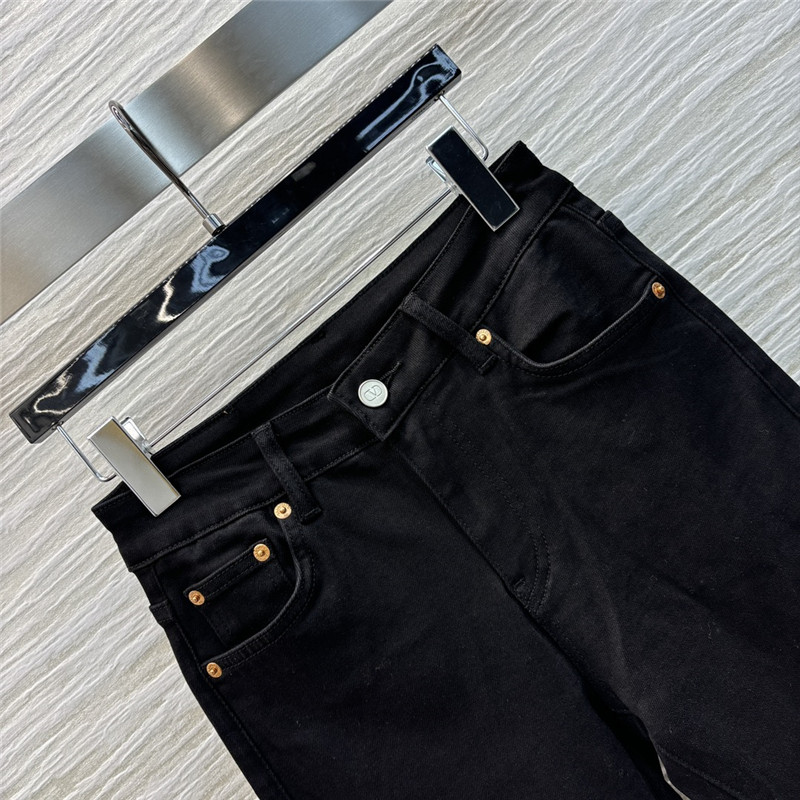Va1e*ntin0 bootcut jeans replica clothing sites