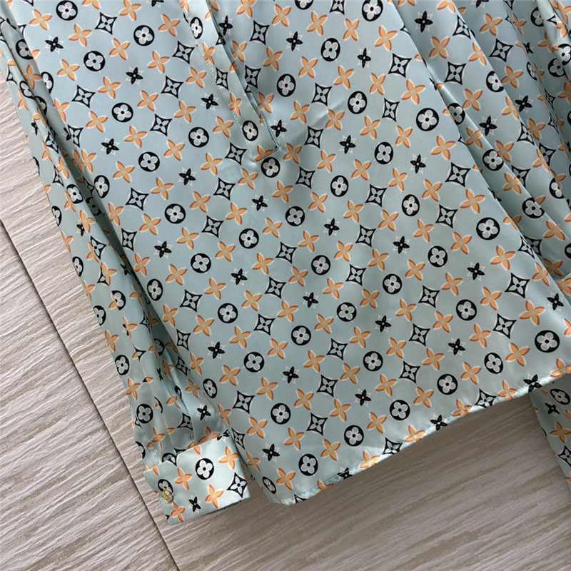 l0vis Vvtt0n lv monogram suit replica d&g clothing