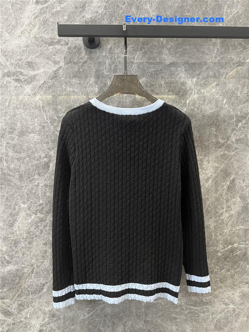 Ch**el slim round neck sweater replicas clothes