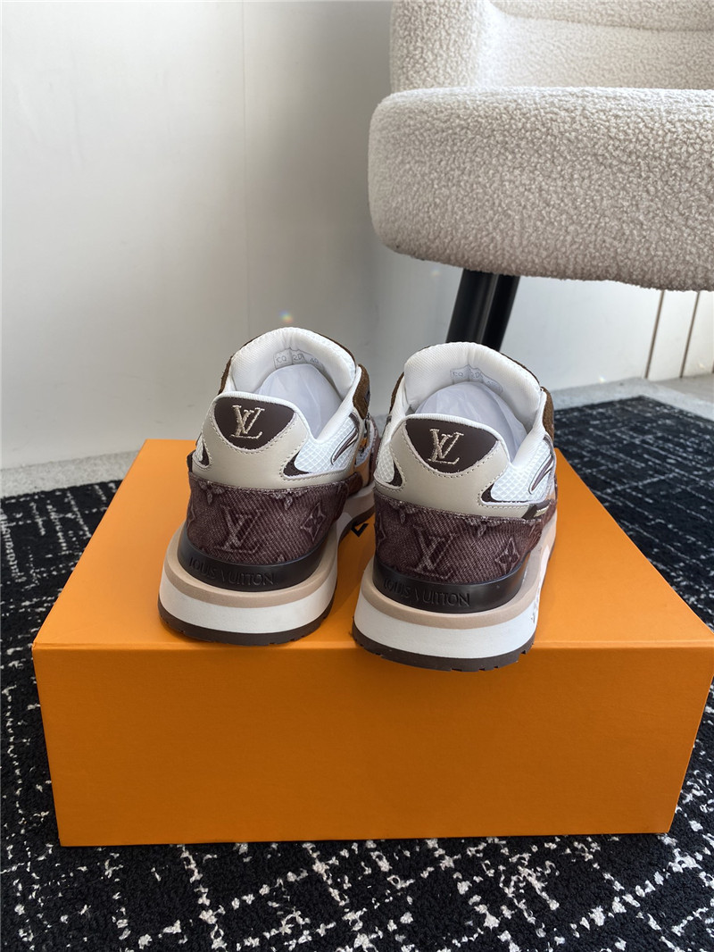l0vis Vvtt0n run away sneaker