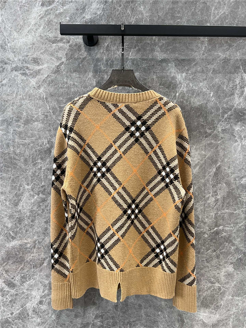 Bv*b*rry check pullover knit sweater replica d&g clothing