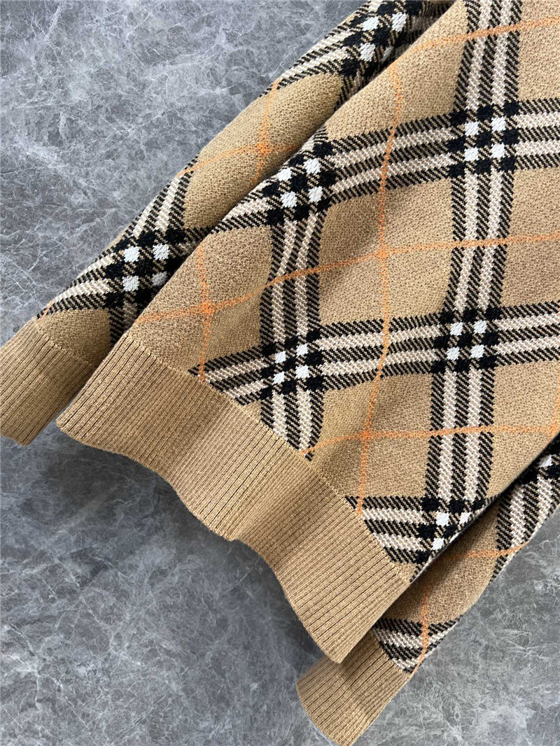 Bv*b*rry check pullover knit sweater replica d&g clothing