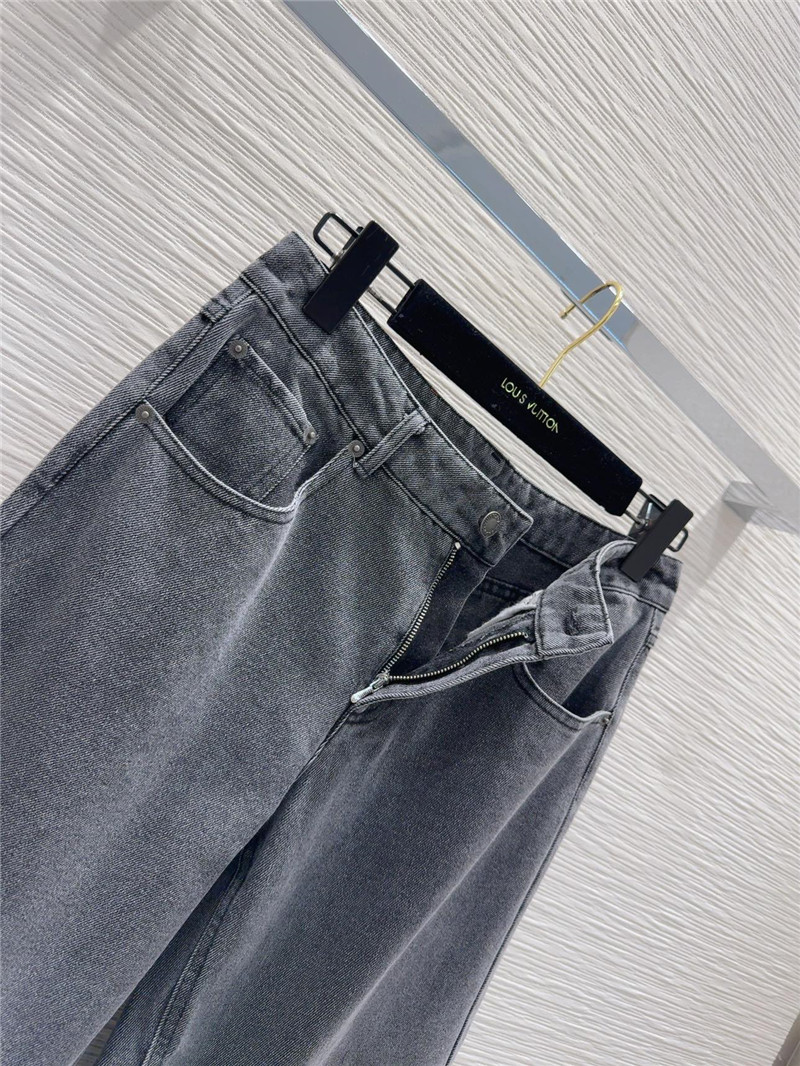 l0vis Vvtt0n lv nostalgic jeans replica designer clothes