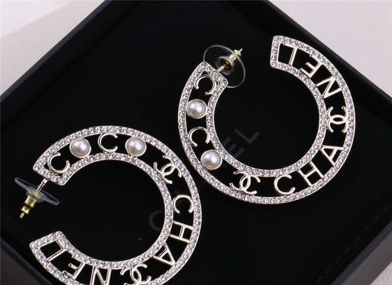 Ch**el new earrings