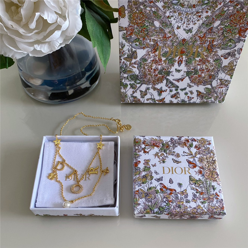 D10r letter bee star double necklace