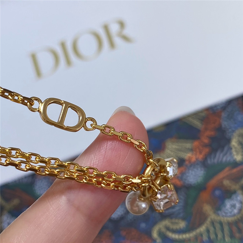 D10r large and small sugar cube pearl chain bracelet