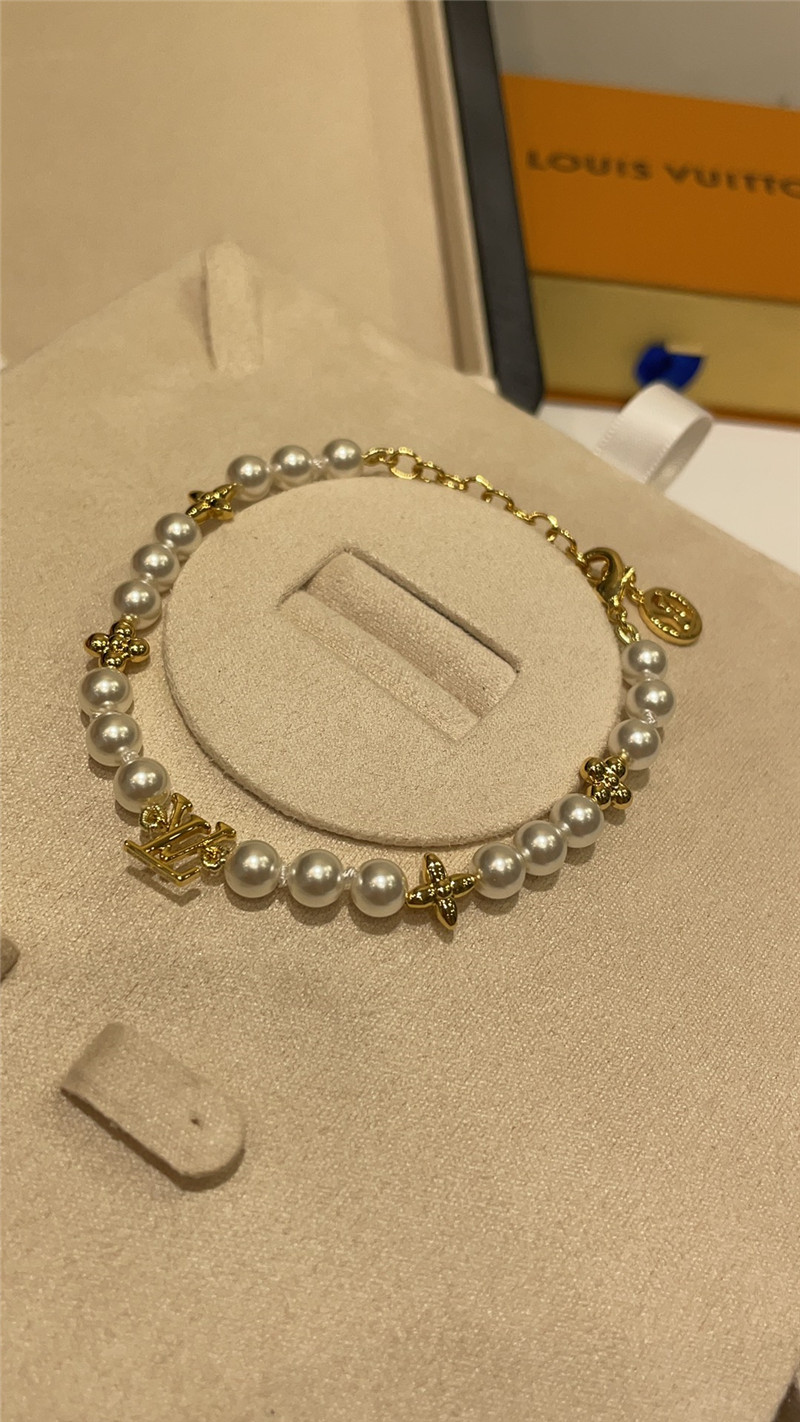 l0vis Vvtt0n lv green gold flower pearl bracelet
