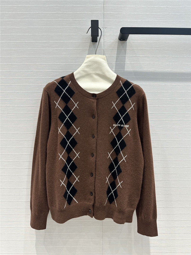 M1um1u letter cashmere cardigan replicas clothes