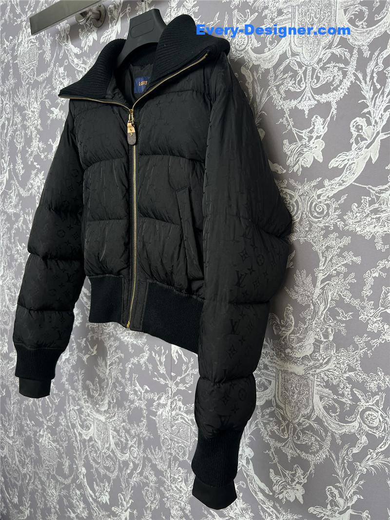 l0vis Vvtt0n lv logo obscure stand collar jacket replica clothes