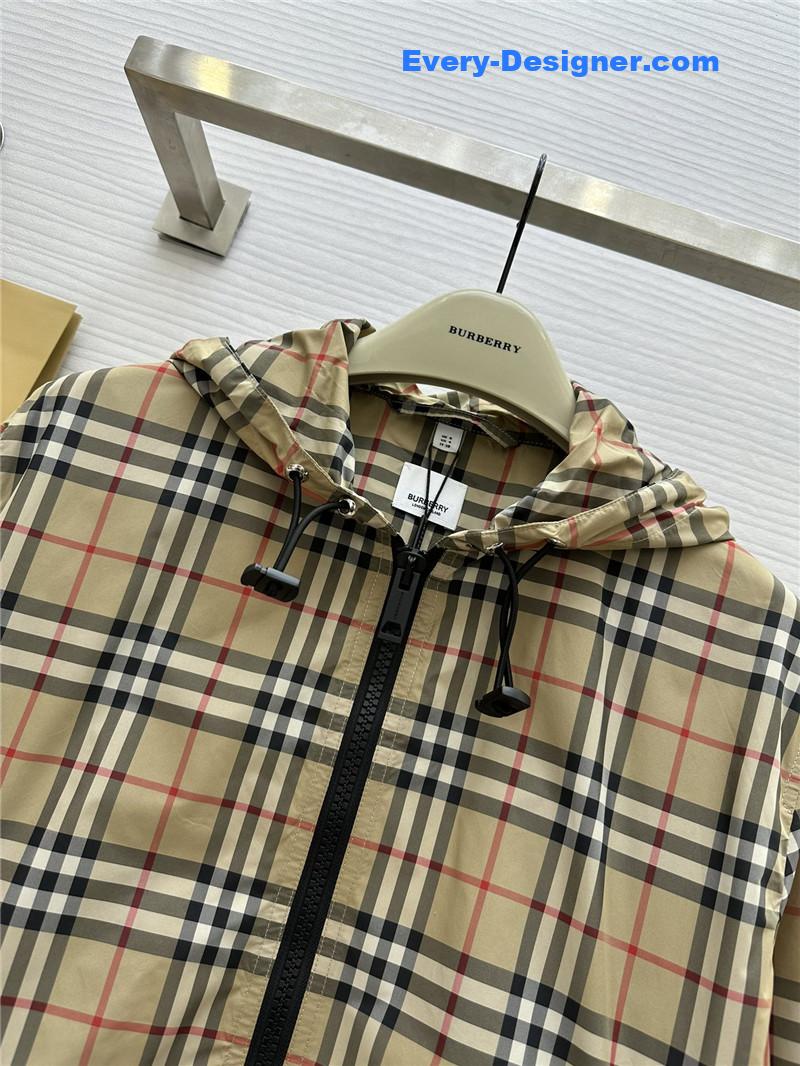 Bv*b*rry check hooded jacket replica clothing sites