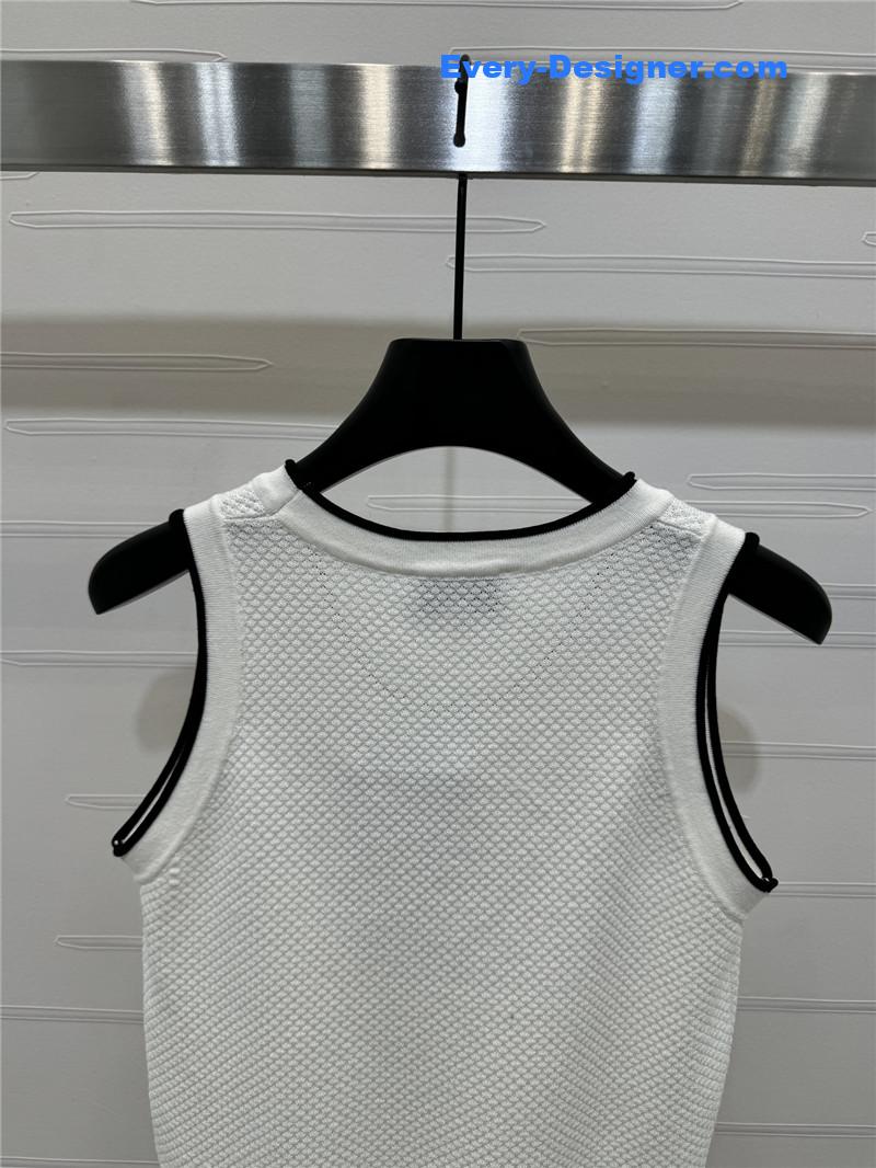 Ch**el 3d logo knitted vest replicas clothes