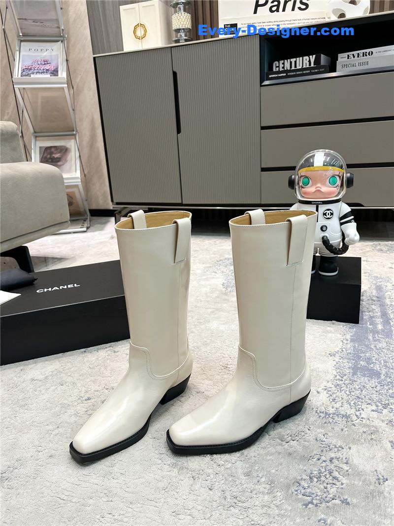 Ch**el white calfskin pointed toe mid boots