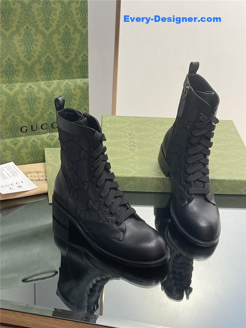 Gvc*1 maxi gg lace-up boots in black
