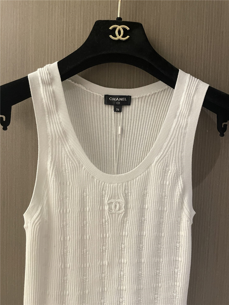 Ch**el logo vestcheap replica designer clothes