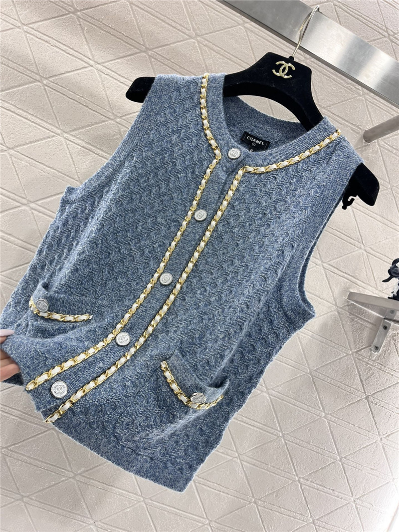 Ch**el crewneck chain-trim cardigan vest in blue