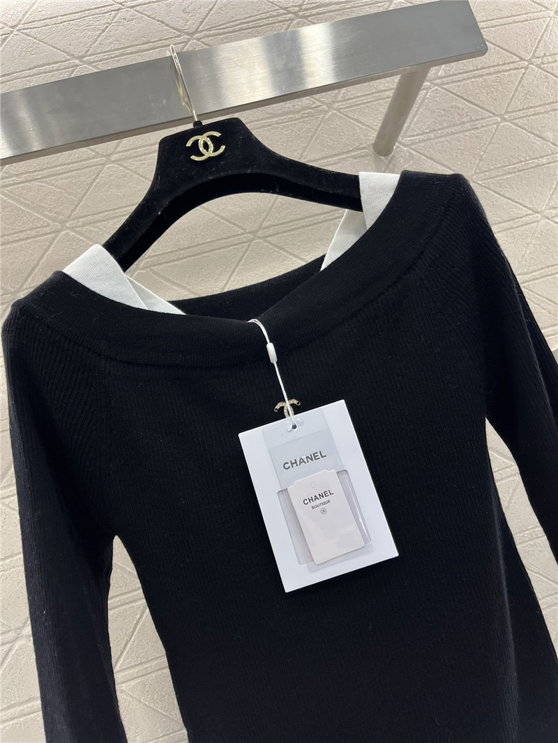 Ch**el contrast off-shoulder knit sweater navy