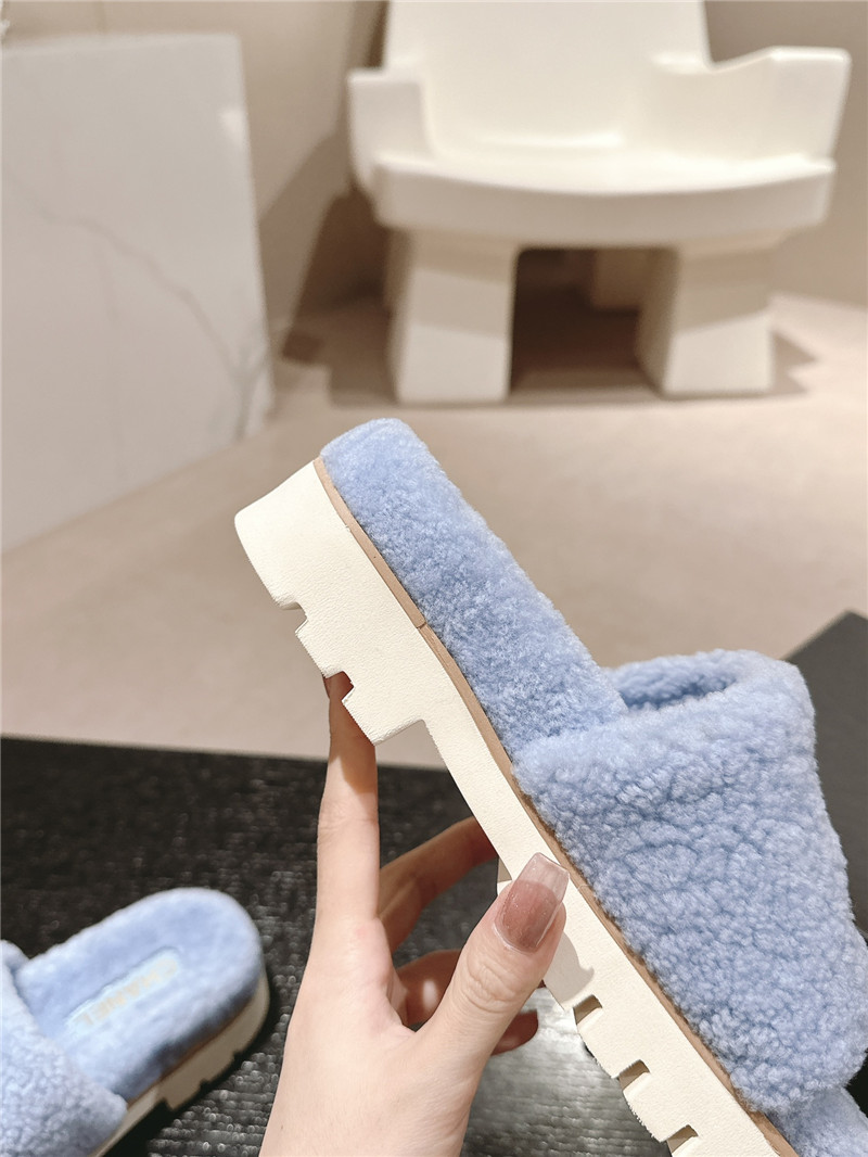 Ch**el blue wool home slide slippers