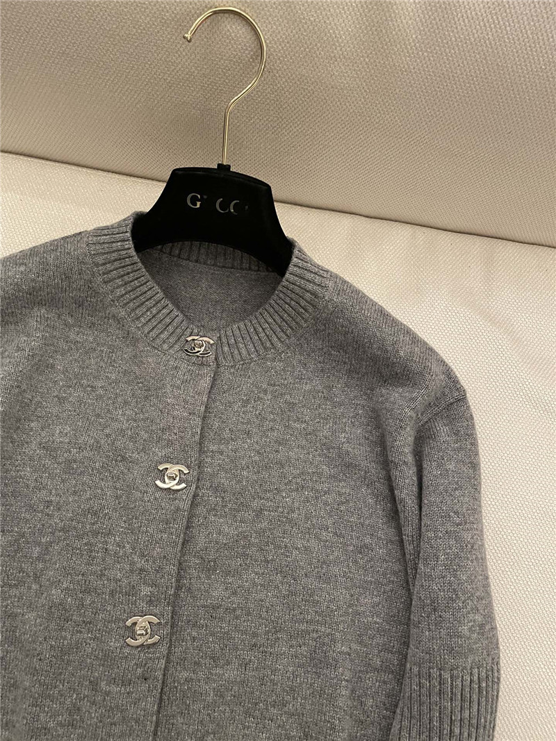 Ch**el trunlocks crop cardigan grey