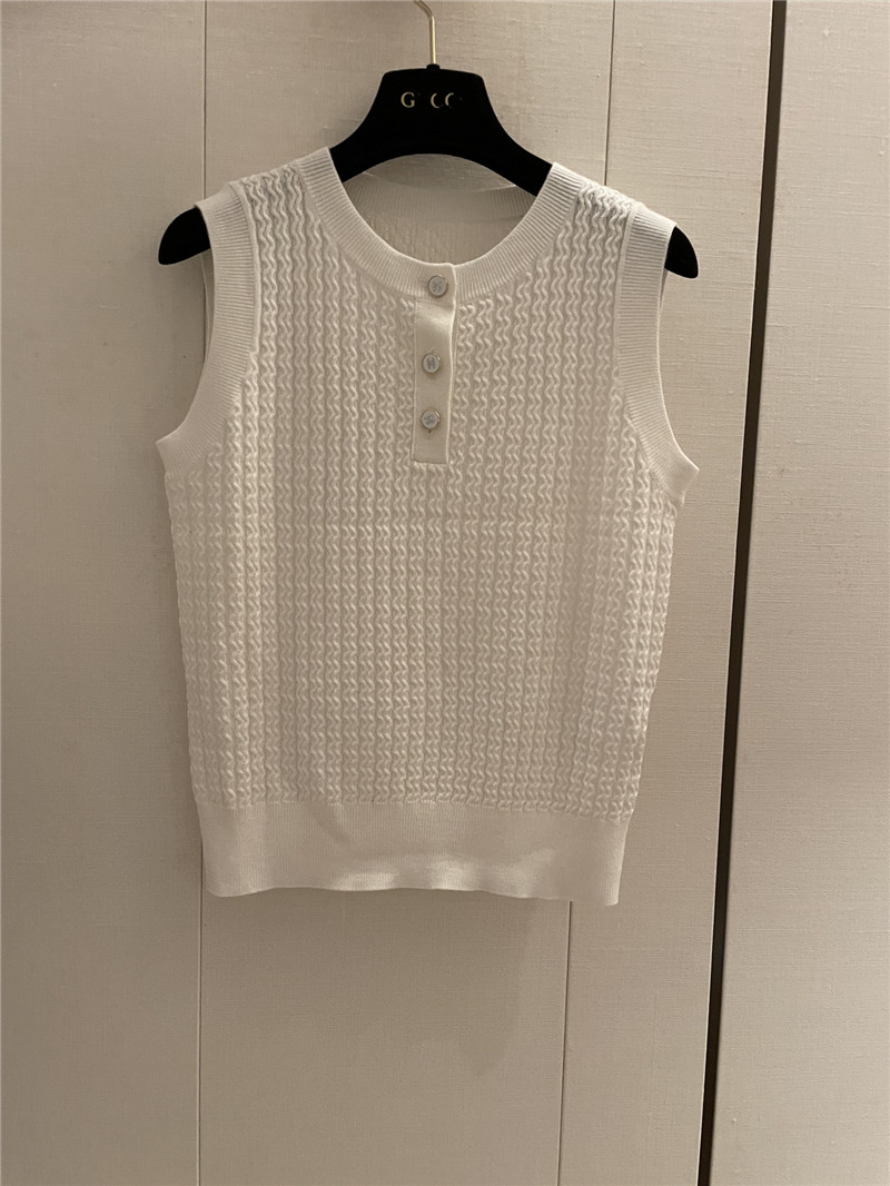 Ch**el buttons texture knitted vest white
