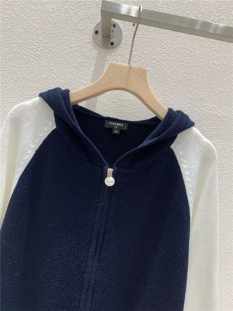 Ch**el raglan sleeves zipper knit hoodie white/black