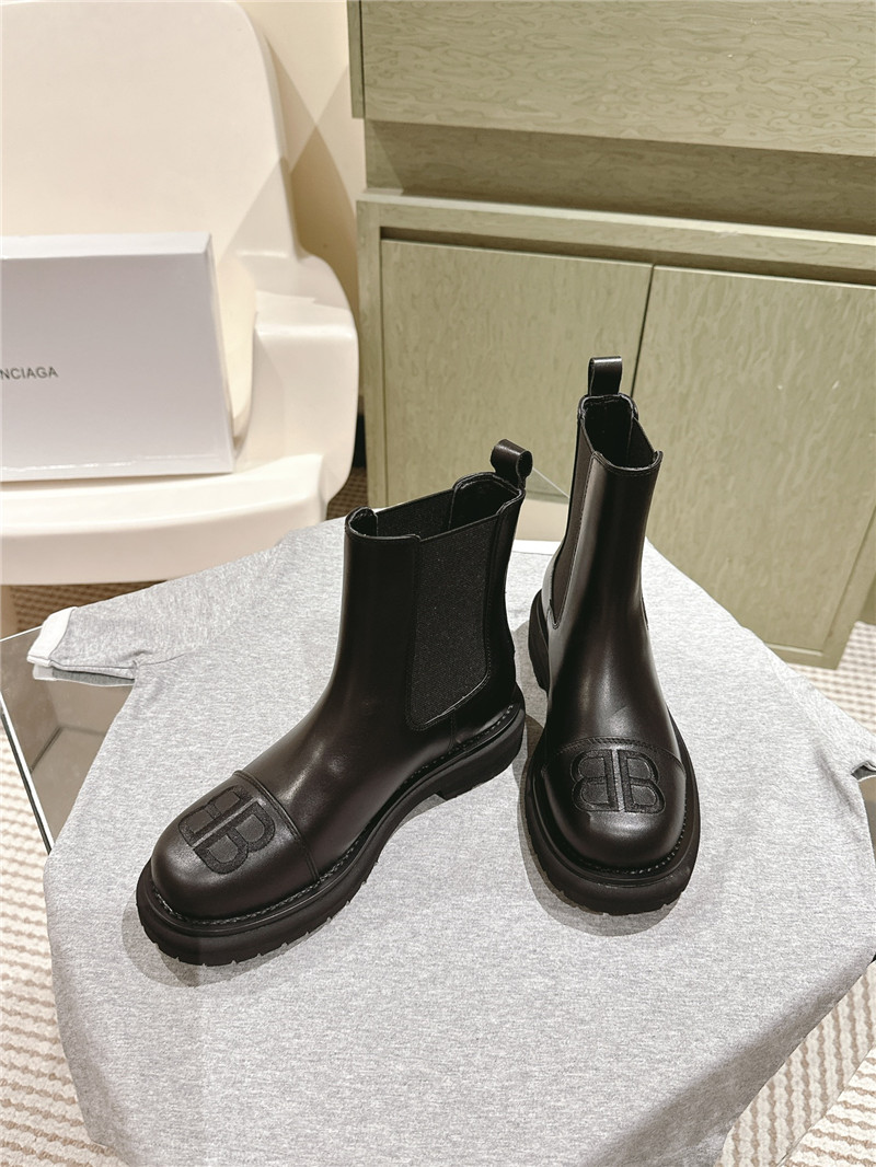 Ba1en*iaga bb chelsea boots