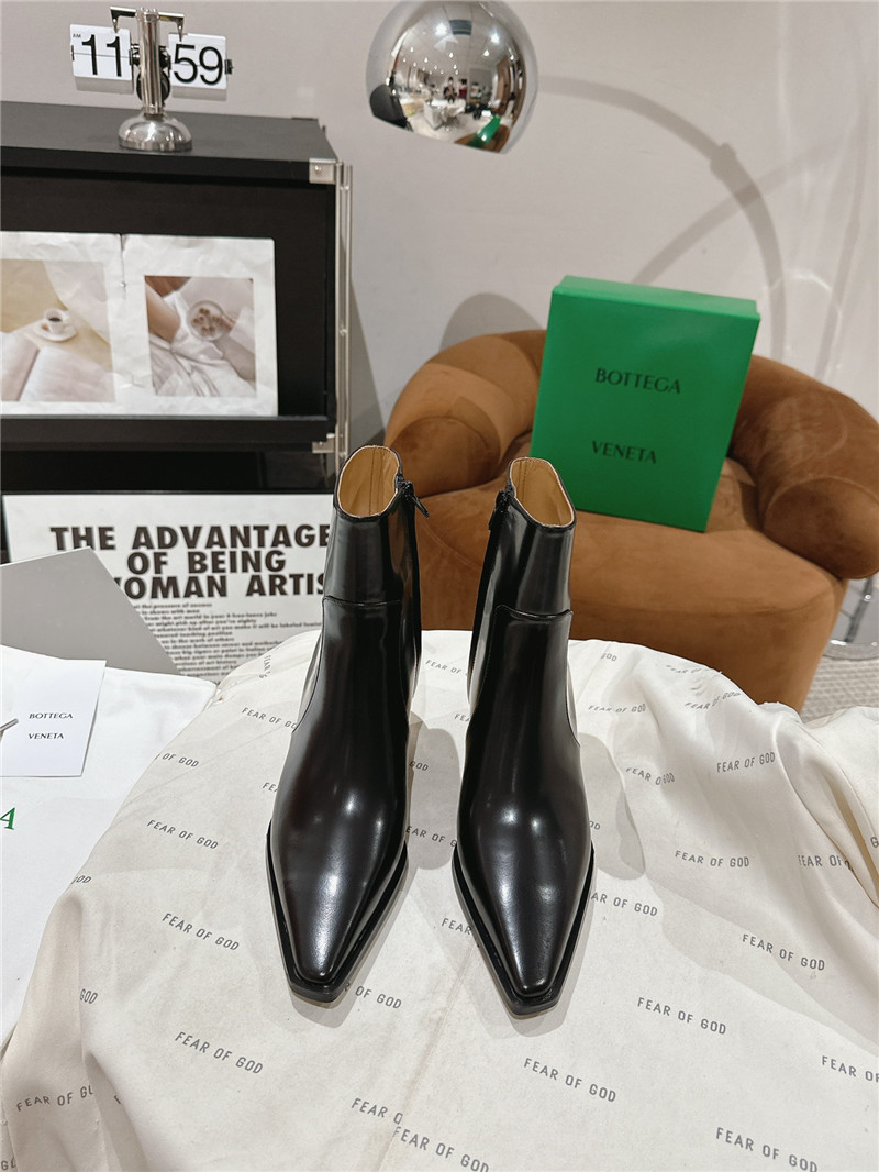b0tt*ga ven*ta pointed toe ankle boots Marg*e1a replica shoes
