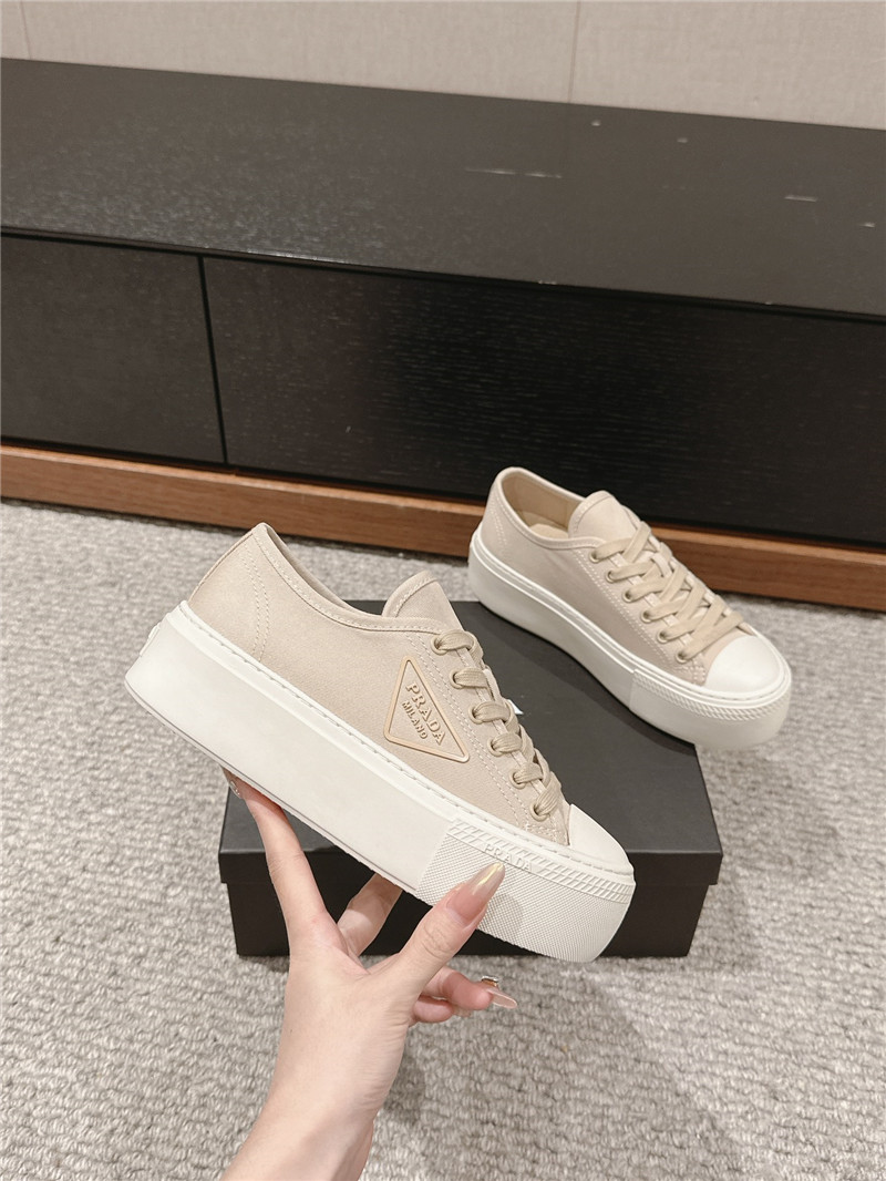 Pra*a beige lace-up platform canvas sneakers