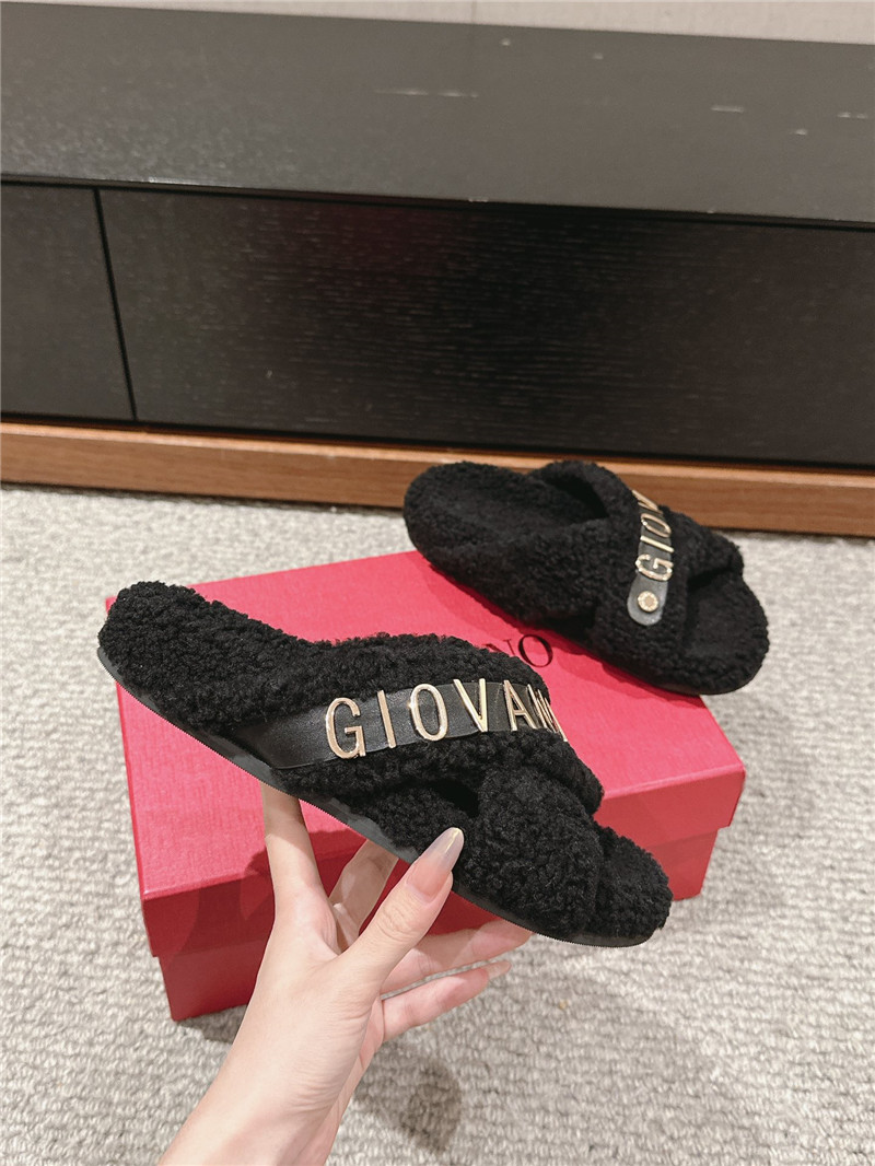 Va1e*ntin0 giovanni shearling slides black