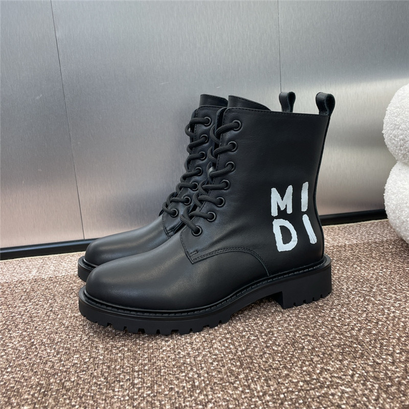 D10r miss logo calfskin lace-up boots
