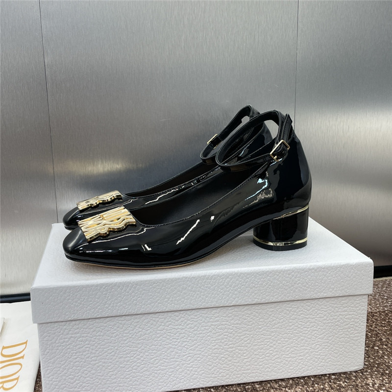 D10r miss D10r graffiti pumps black patent calfskin