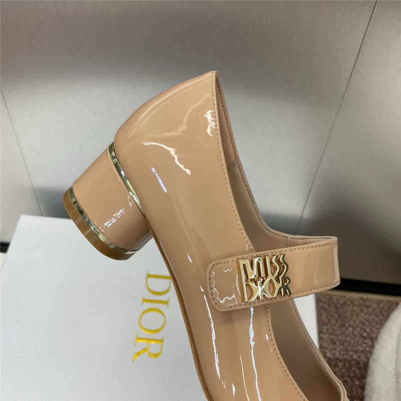 D10r miss D10r strap pumps nude patent calfskin