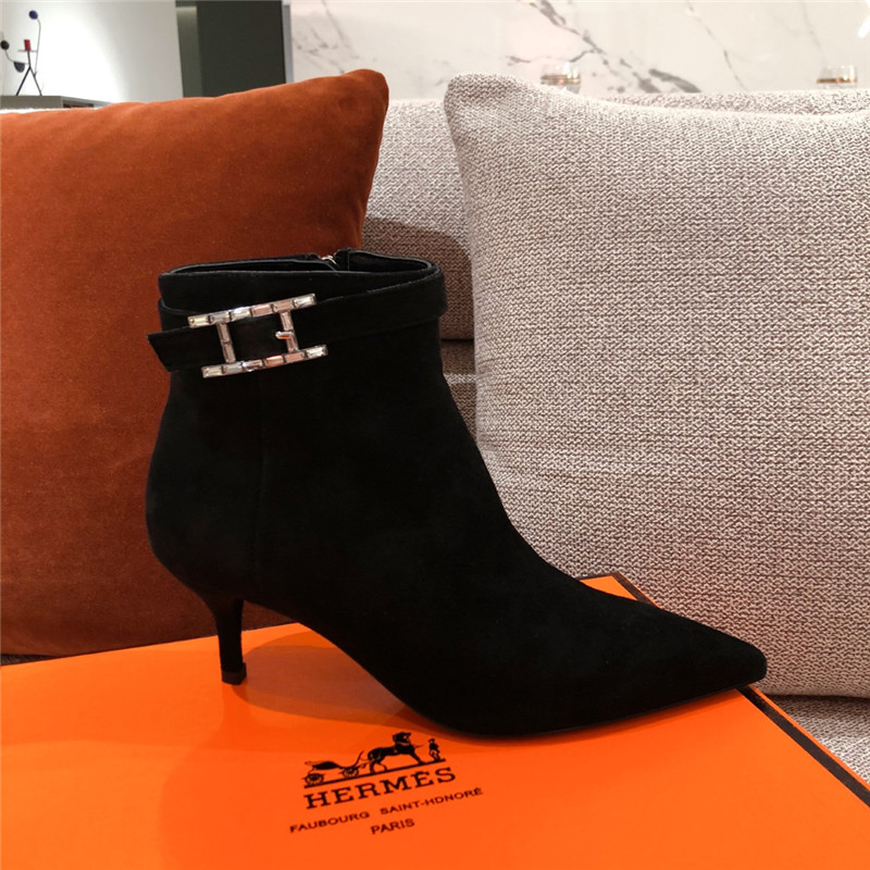 H**me5 suede blanche 60 ankle boot