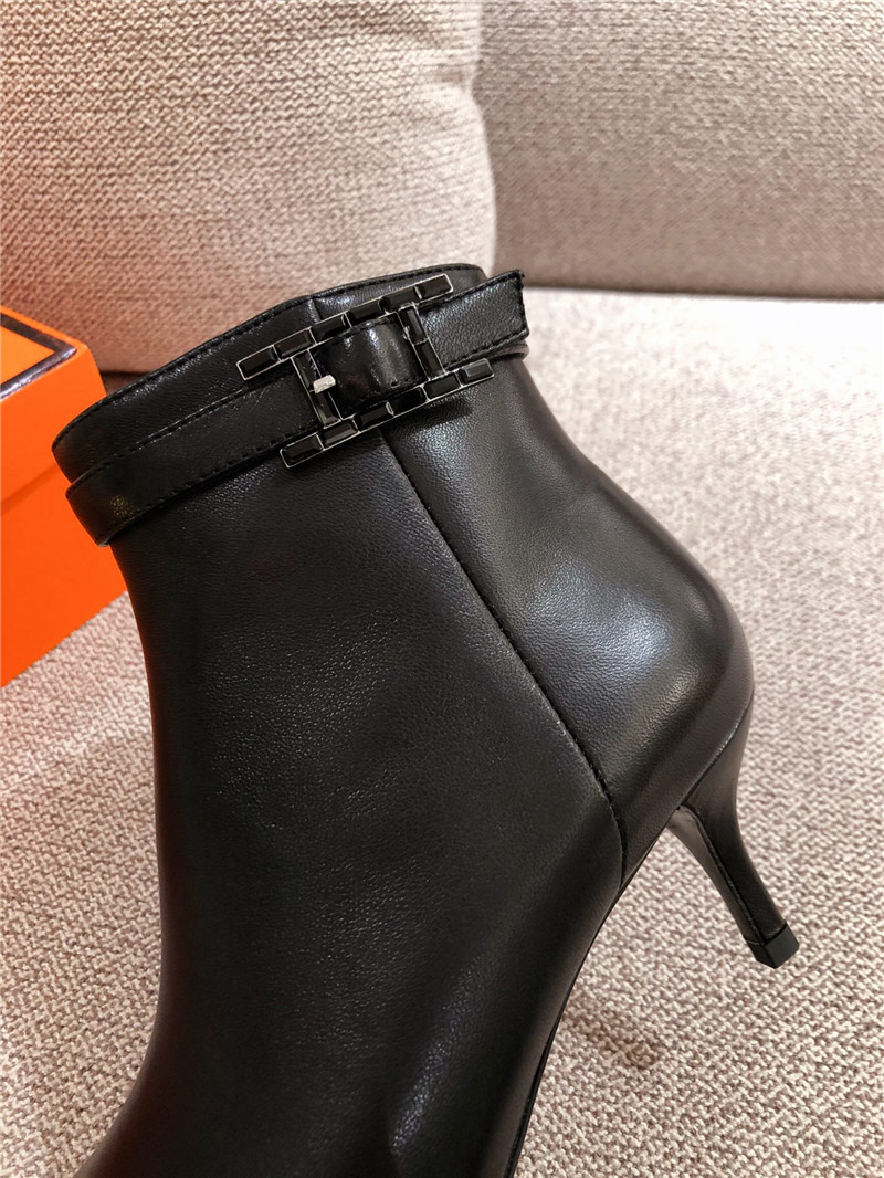 H**me5 blanche 60 ankle boot